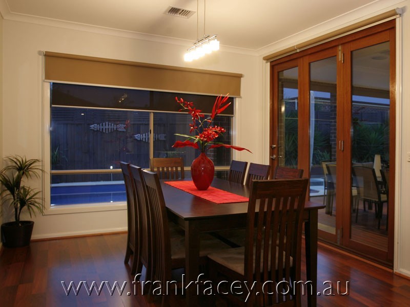 4 McNair Court, Berwick VIC 3806