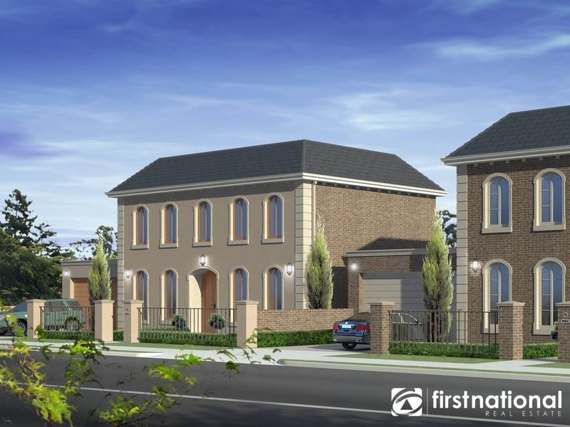 2/11 Harkaway Road, Berwick VIC 3806