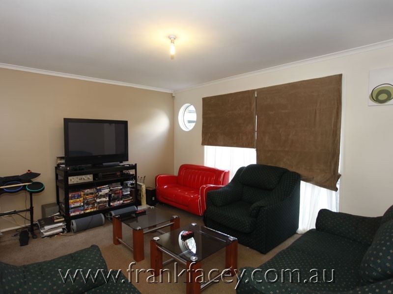 1 Wimmera Court, Berwick VIC 3806