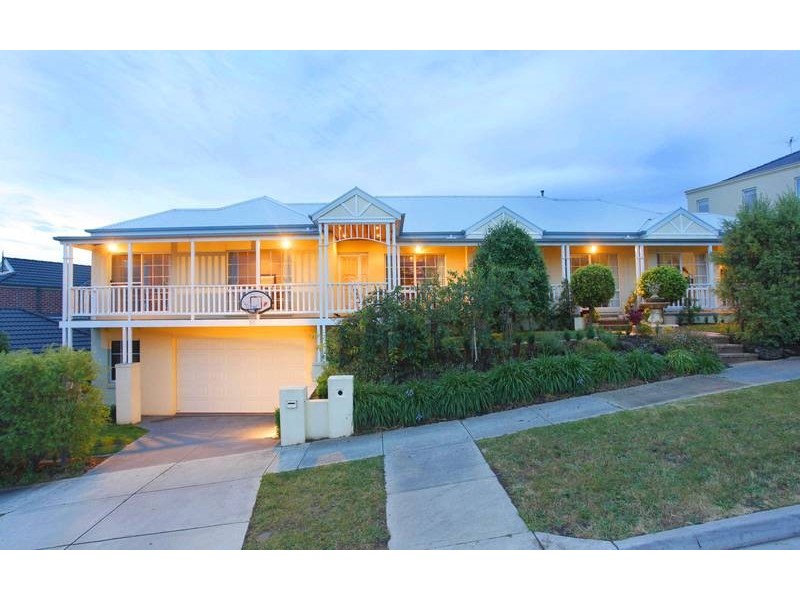 13 Yaldara Drive, Berwick VIC 3806