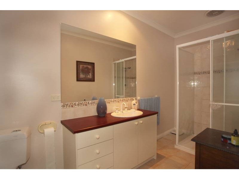 13 Yaldara Drive, Berwick VIC 3806