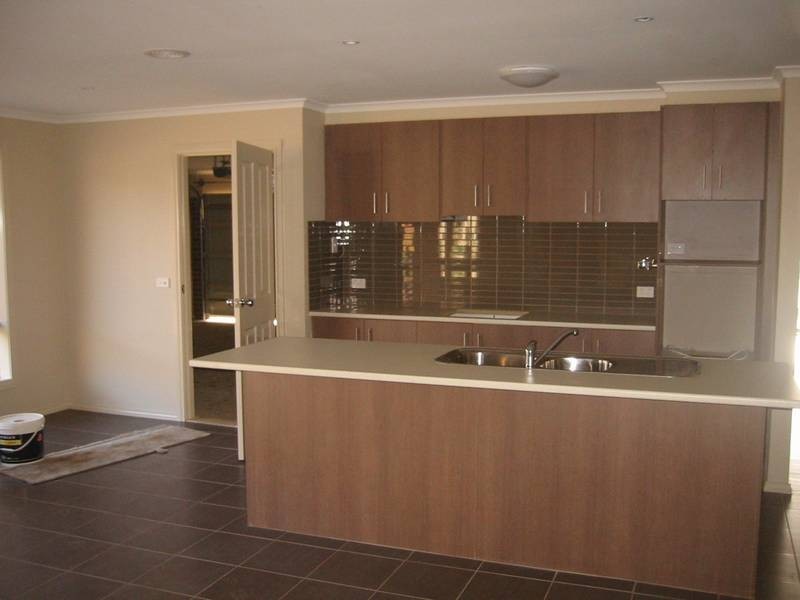 Lot 727, 49 Thunderbolt Drive, Cranbourne East VIC 3977