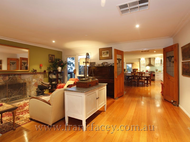 100 Kitchen Road, Beaconsfield Upper VIC 3808