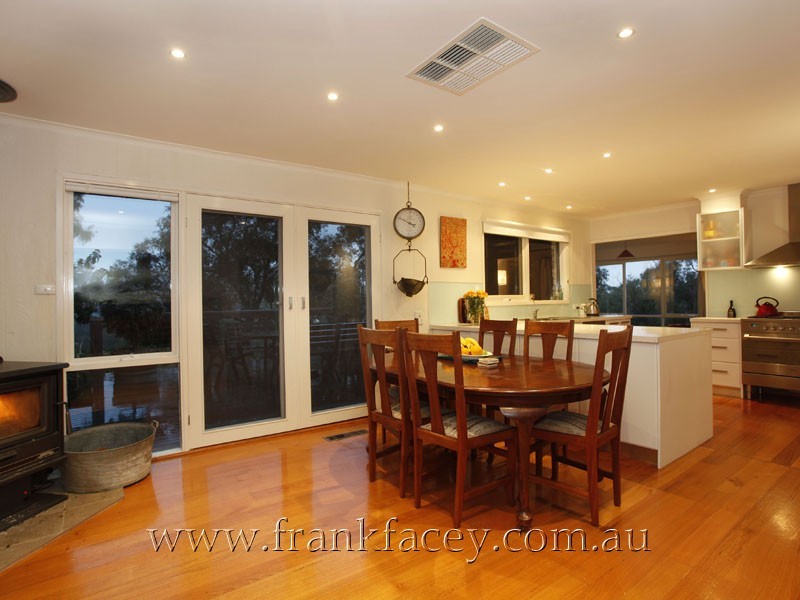 100 Kitchen Road, Beaconsfield Upper VIC 3808