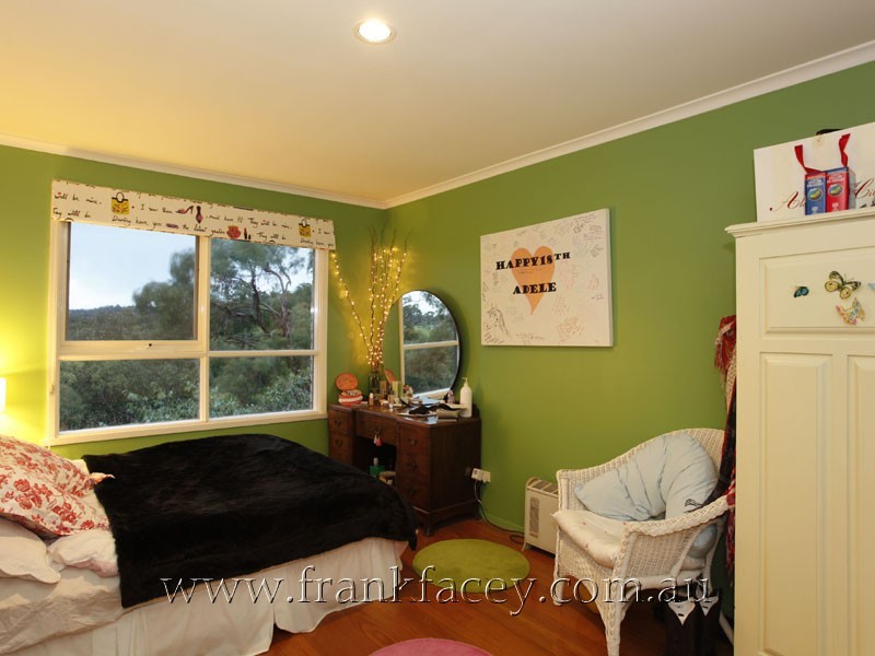 100 Kitchen Road, Beaconsfield Upper VIC 3808