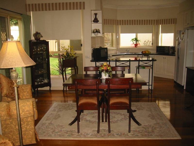 2/50 Peel Street, Berwick VIC 3806