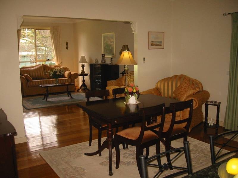 2/50 Peel Street, Berwick VIC 3806