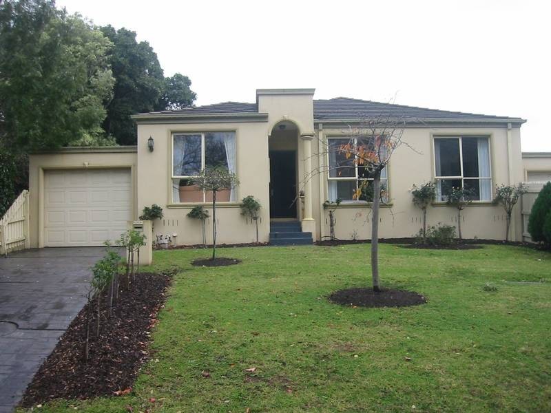 2/50 Peel Street, Berwick VIC 3806