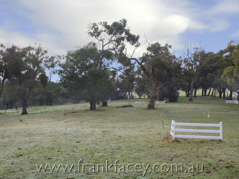 100 Kitchen Road, Beaconsfield Upper VIC 3808