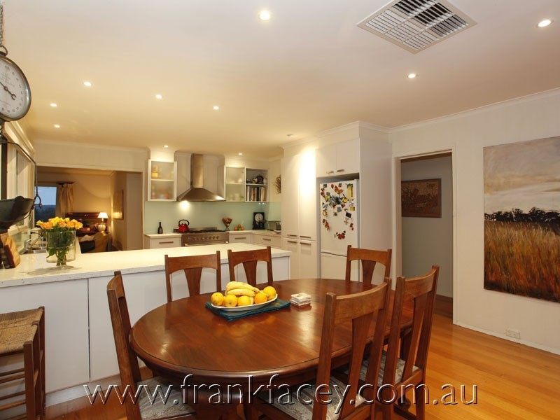 100 Kitchen Road, Beaconsfield Upper VIC 3808