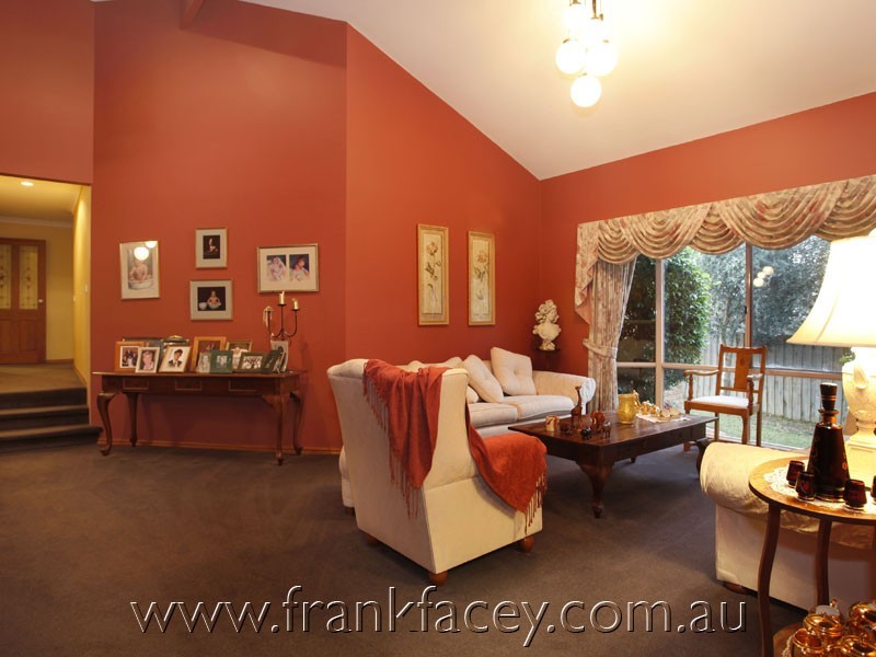 13 Ferncroft Court, Berwick VIC 3806