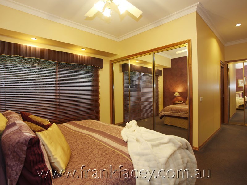 13 Ferncroft Court, Berwick VIC 3806