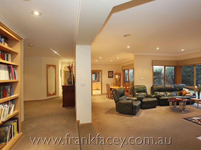 3 Grenville Court, Berwick VIC 3806