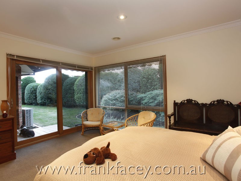 3 Grenville Court, Berwick VIC 3806