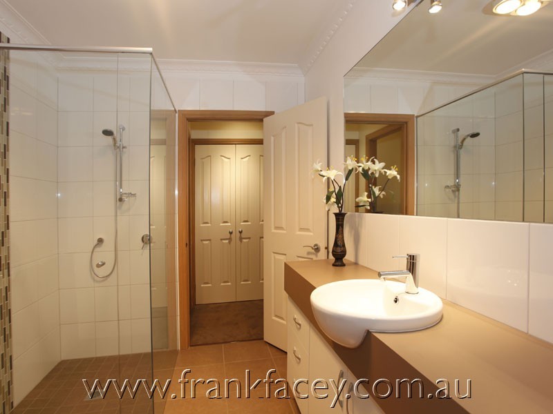 3 Grenville Court, Berwick VIC 3806