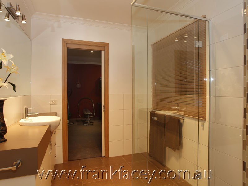 3 Grenville Court, Berwick VIC 3806