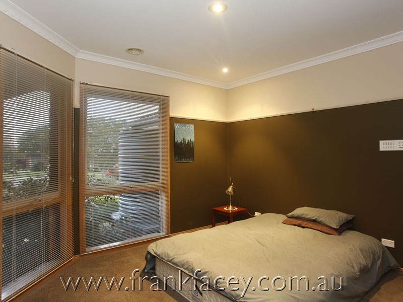 3 Grenville Court, Berwick VIC 3806