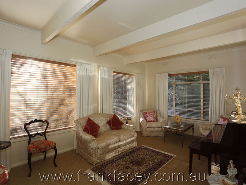 9 Beaconsfield-Emerald Road, Beaconsfield Upper VIC 3808