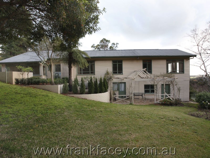 9 Beaconsfield-Emerald Road, Beaconsfield Upper VIC 3808