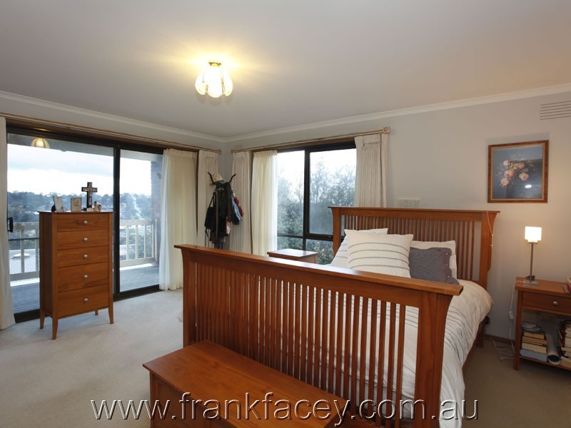 23 Shute Avenue, Berwick VIC 3806