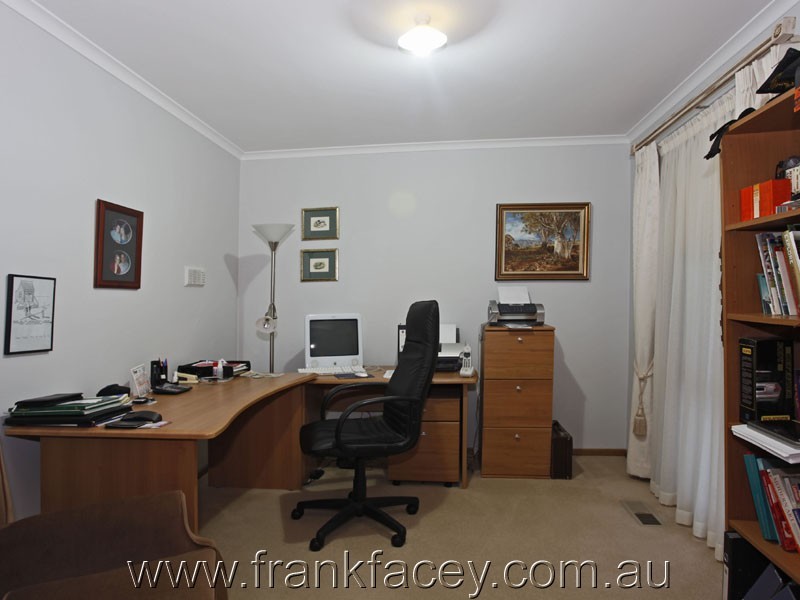 23 Shute Avenue, Berwick VIC 3806