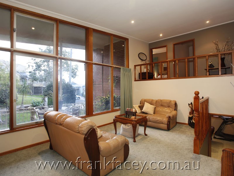 4 Edwardes Street, Berwick VIC 3806