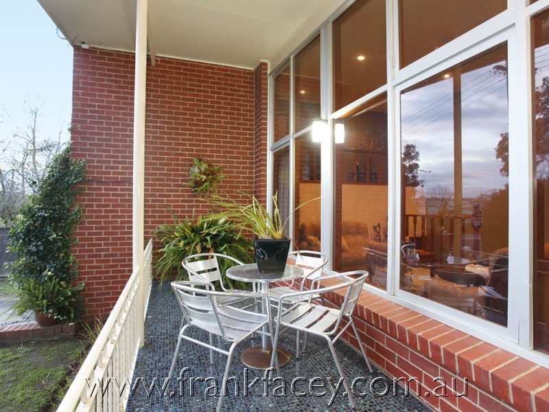 4 Edwardes Street, Berwick VIC 3806