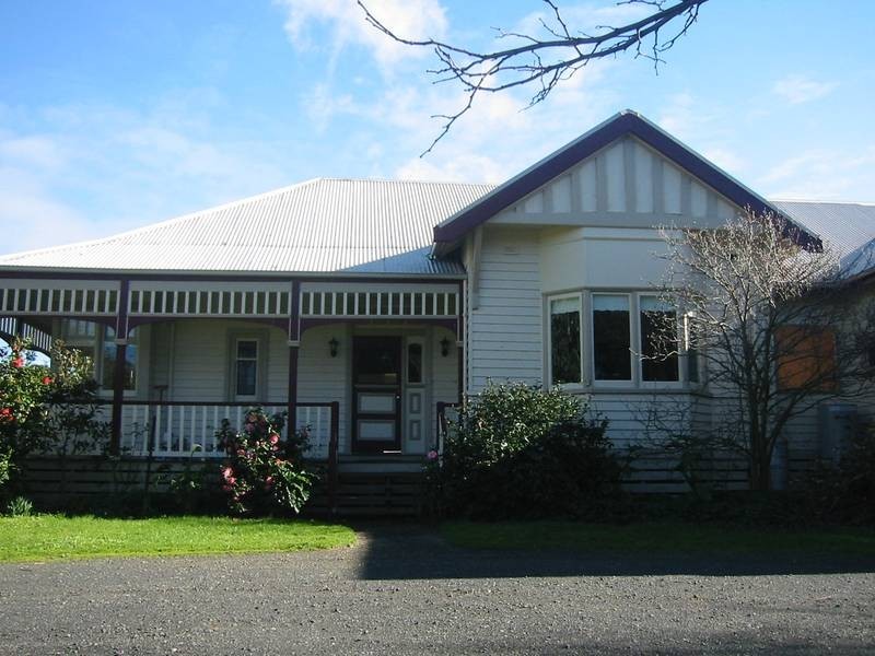 330 Brown Road, Officer VIC 3809