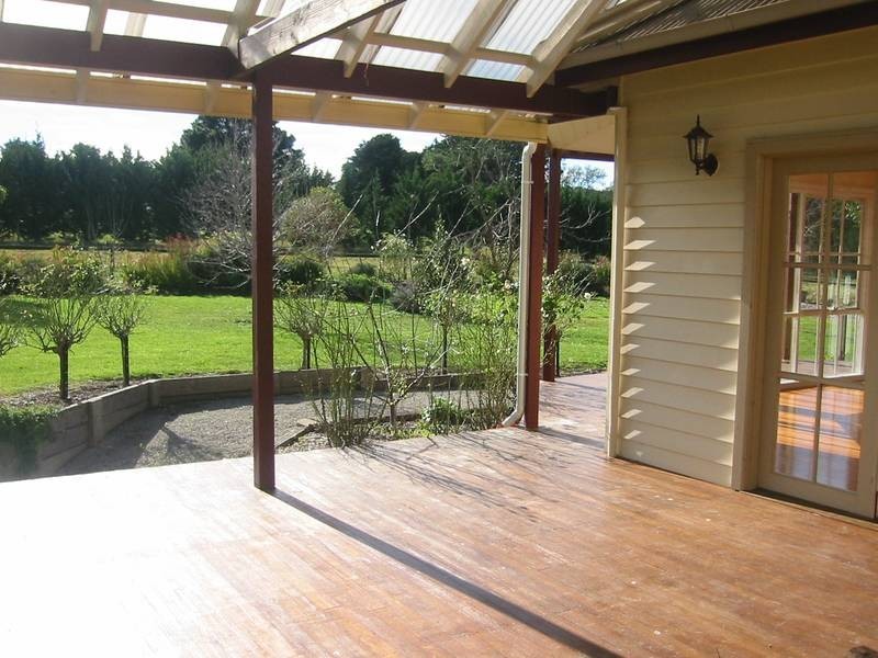 330 Brown Road, Officer VIC 3809