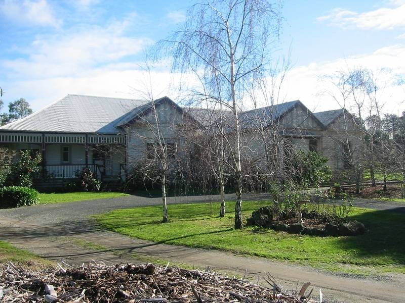 330 Brown Road, Officer VIC 3809