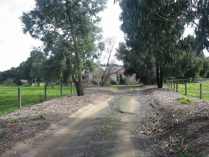 330 Brown Road, Officer VIC 3809