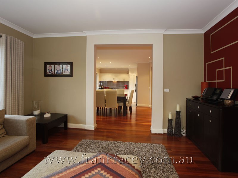 36 Riviera Drive, Berwick VIC 3806