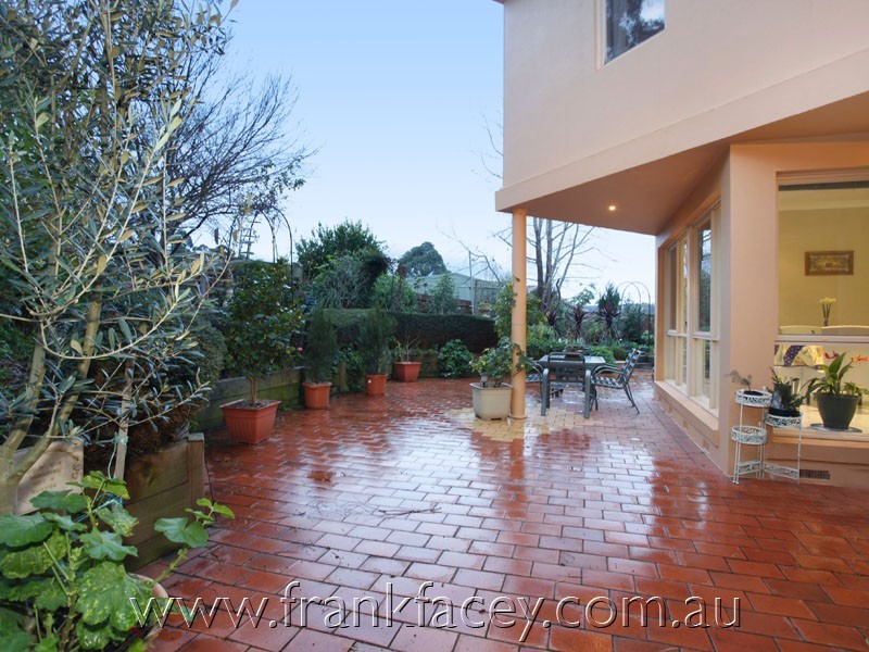 31 Elgin Street, Berwick VIC 3806