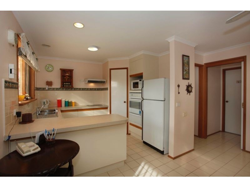 9 Tally Court, Berwick VIC 3806