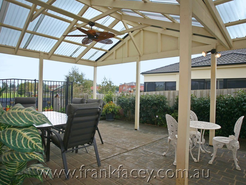 3 John Fisher Drive, Berwick VIC 3806