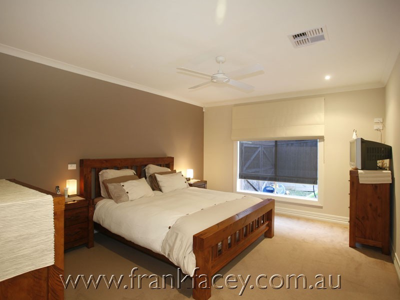 9 Lorne Court, Berwick VIC 3806