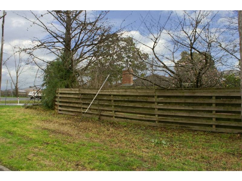 1 Cardinia Street, Berwick VIC 3806