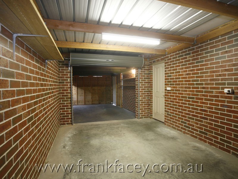 13/21-25 Parkhill Drive, Berwick VIC 3806