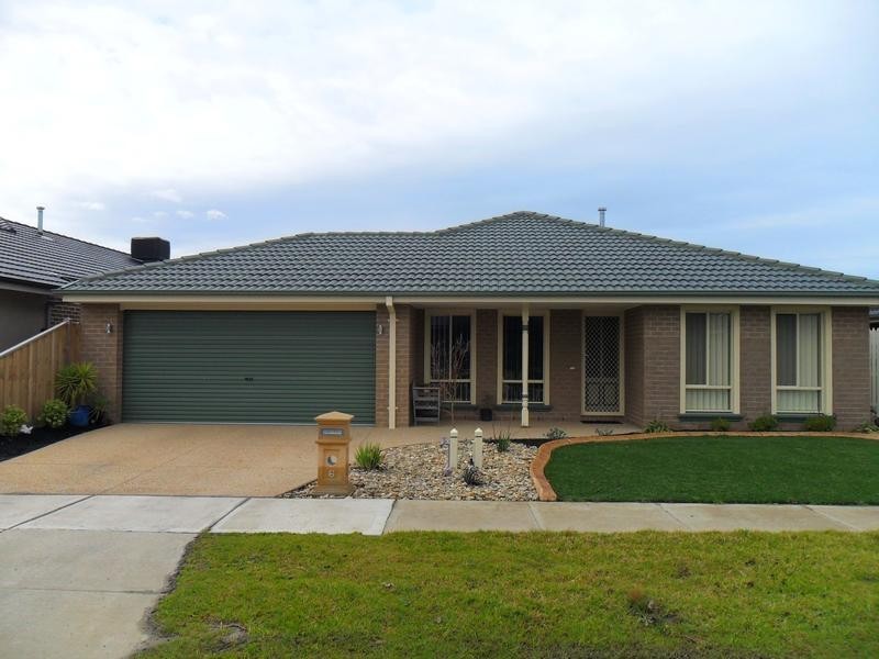 6 Dan Morgan Drive, Cranbourne East VIC 3977