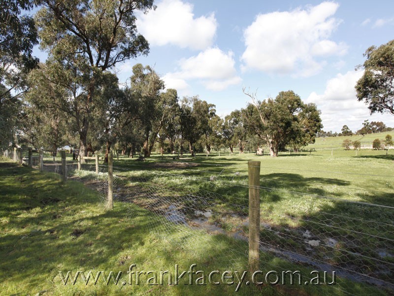 625 Brown Road, Officer VIC 3809