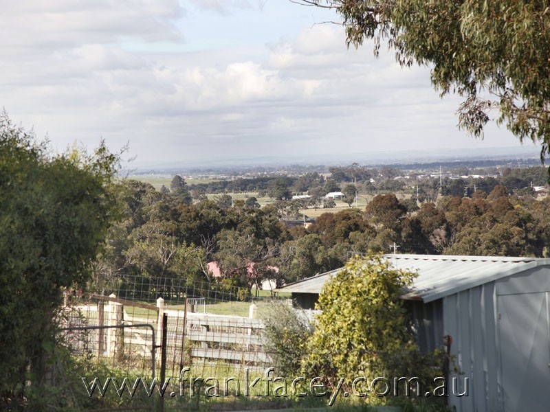 625 Brown Road, Officer VIC 3809