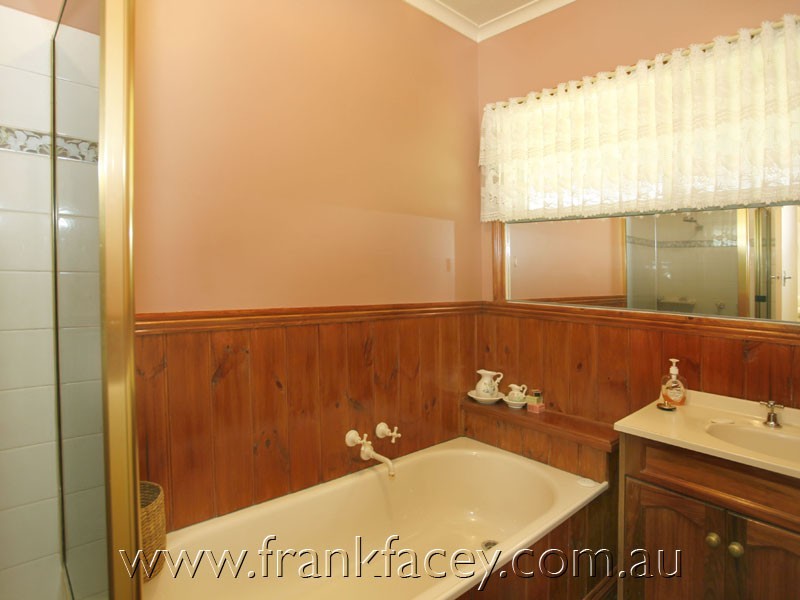 625 Brown Road, Officer VIC 3809