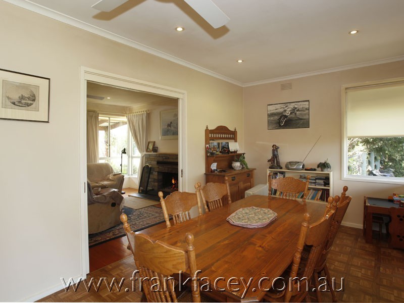 625 Brown Road, Officer VIC 3809