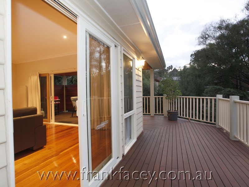 35 Lyall Road, Berwick VIC 3806