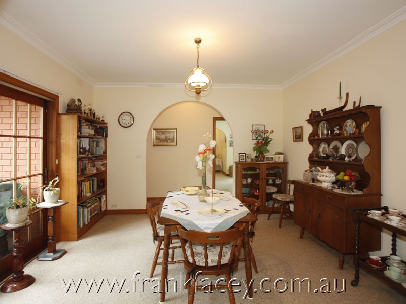 37 Sugarloaf Road, Beaconsfield Upper VIC 3808