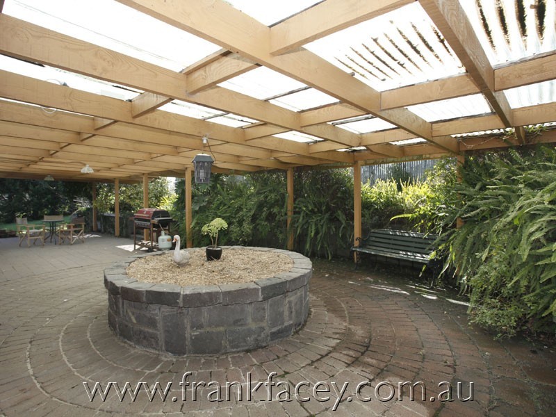 47 Split Rock Rd, Beaconsfield Upper VIC 3808