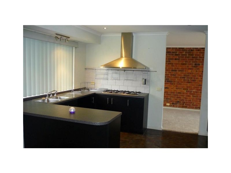 1 Nana Walk, Narre Warren South VIC 3805