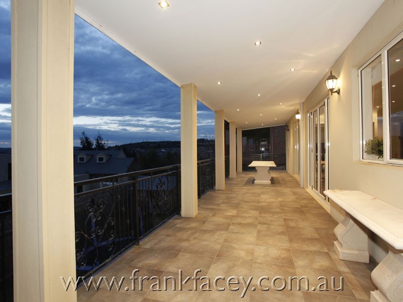 11 Yaldara Drive, Berwick VIC 3806