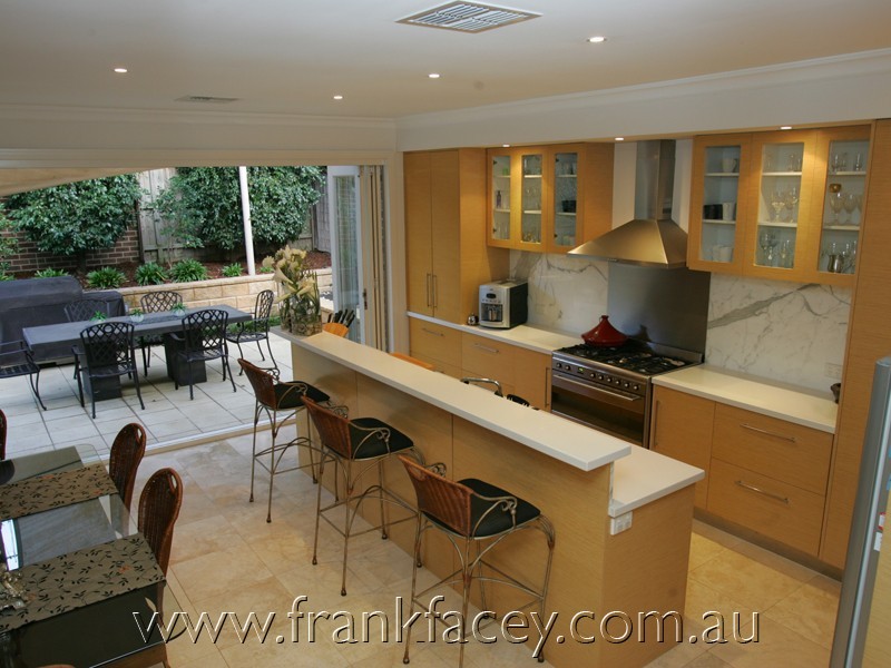 10 Rosemary Court, Berwick VIC 3806