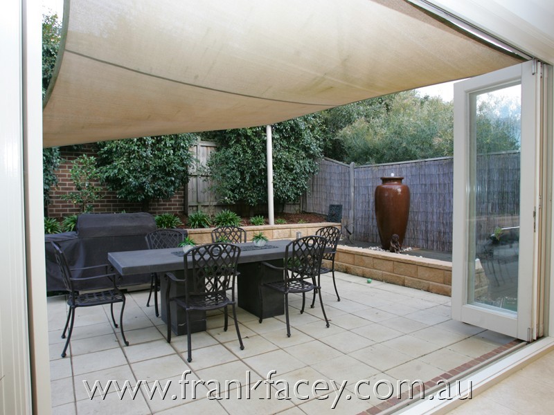 10 Rosemary Court, Berwick VIC 3806